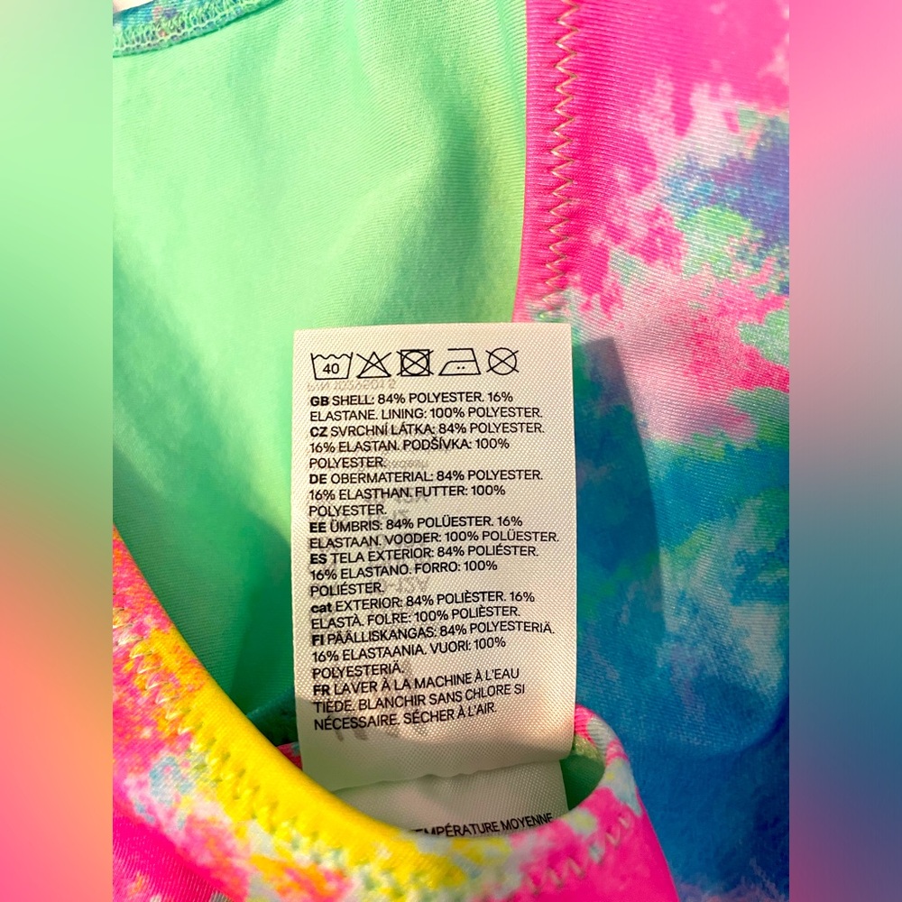 NWT H&M 10-12 Girls Rainbow Tie-Dye One Piece Swimsuit - Picture 5 of 5